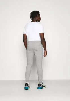 Only & Sons ONSCERES PANTS - Jogginghose - Light Grey Melange 8 Only & Sons ONSCERES PANTS - Jogginghose - Light Grey Melange -Only and Sons Verkäufe 21c4601316c146b39a9dc37d9a795b50