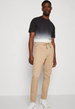 Only & Sons ONSLINUS WORKWEAR CUFF - Jogginghose - Chinchilla -Only and Sons Verkäufe 21fdfc9369d1423fa80e100ad26eebe9