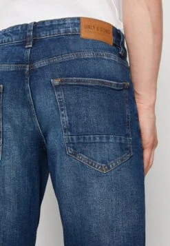 Only & Sons ONSAVI CROP - Jeans Tapered Fit - Dark Blue Denim 11 Only & Sons ONSAVI CROP - Jeans Tapered Fit - Dark Blue Denim -Only and Sons Verkäufe 23704146a3274157b1158a5ddc14daac