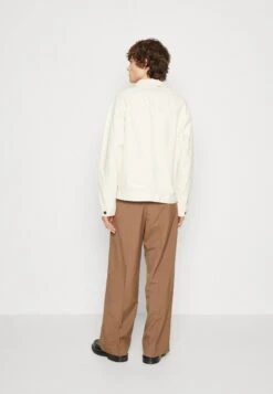 Only & Sons ONSEND JACKET UNISEX - Leichte Jacke - Ecru -Only and Sons Verkäufe 3b12eaf427db4f2a9f6618c661a4b8d0