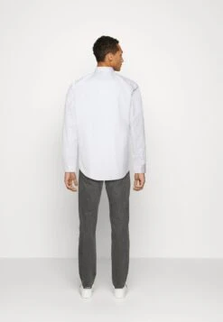 Only & Sons ONSSANE SOLID SHIRT - Businesshemd - White -Only and Sons Verkäufe 5c71848efc2740d48454269ad53ffdd3