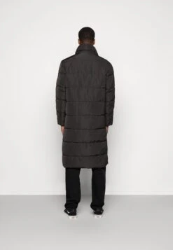 Only & Sons ONSEVER LONG PUFFER JACKET - Wintermantel - Black -Only and Sons Verkäufe 615c1dff15654e39b0766a02d4e0a944