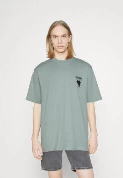 Only & Sons ONSPILOT SUMMER TEE UNISEX - T-Shirt Print - Silver Blue 8 Only & Sons ONSPILOT SUMMER TEE UNISEX - T-Shirt Print - Silver Blue -Only and Sons Verkäufe 6977d0c7a4bf49a2b8f82051698abfd0