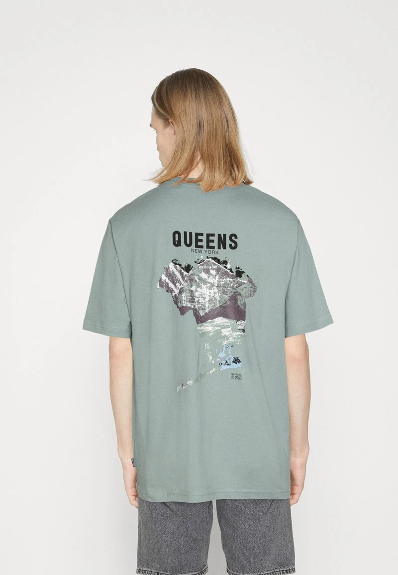 Only & Sons ONSPILOT SUMMER TEE UNISEX - T-Shirt Print - Silver Blue 1 Only & Sons ONSPILOT SUMMER TEE UNISEX - T-Shirt Print - Silver Blue