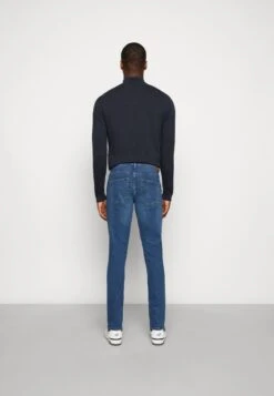 Only & Sons ONSLOOM SLIM - Jeans Slim Fit - Blue Denim -Only and Sons Verkäufe 6d8f19f4775d468fb6a3531877b29872