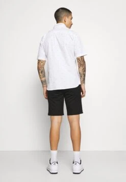 Only & Sons ONSMARK - Shorts - Black -Only and Sons Verkäufe 75ba4f6817dd44e7892bac3f39b18f64