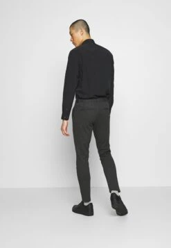 Only & Sons ONSMARK PANT STRIPE - Stoffhose - Dark Grey Melange 8 Only & Sons ONSMARK PANT STRIPE - Stoffhose - Dark Grey Melange -Only and Sons Verkäufe 7a0c2c223f394932ab44922088aff219