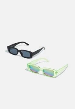 Only & Sons ONSSUNGLASSES 2 PACK UNISEX - Sonnenbrille - Black/green -Only and Sons Verkäufe 807b55a29d3d42bead98e029c6e01000 1