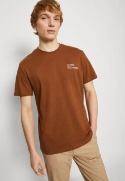 Only & Sons ONSFINN WELLBEING TEE - T-Shirt Basic - Dachshund -Only and Sons Verkäufe 8ace487c7e15429f8e18b295743ba9a2