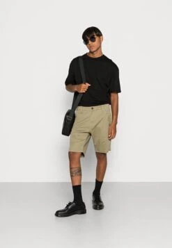 Only & Sons SUNGLASSES 2 PACK - Sonnenbrille - Black/silver-coloured -Only and Sons Verkäufe 8ba9f8868df64a0e8a168e9e3e1ba975