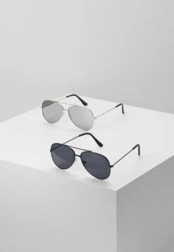 Only & Sons ONSSUNGLASSES - Sonnenbrille - Black -Only and Sons Verkäufe 9423f12b84574075ad576349640fd270 2