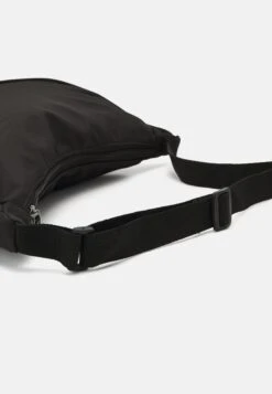 Only & Sons ONSREN UNISEX - Cross Body Bag - Black -Only and Sons Verkäufe 9a52df7ca20942ba9e9eaa4473b2e1b6