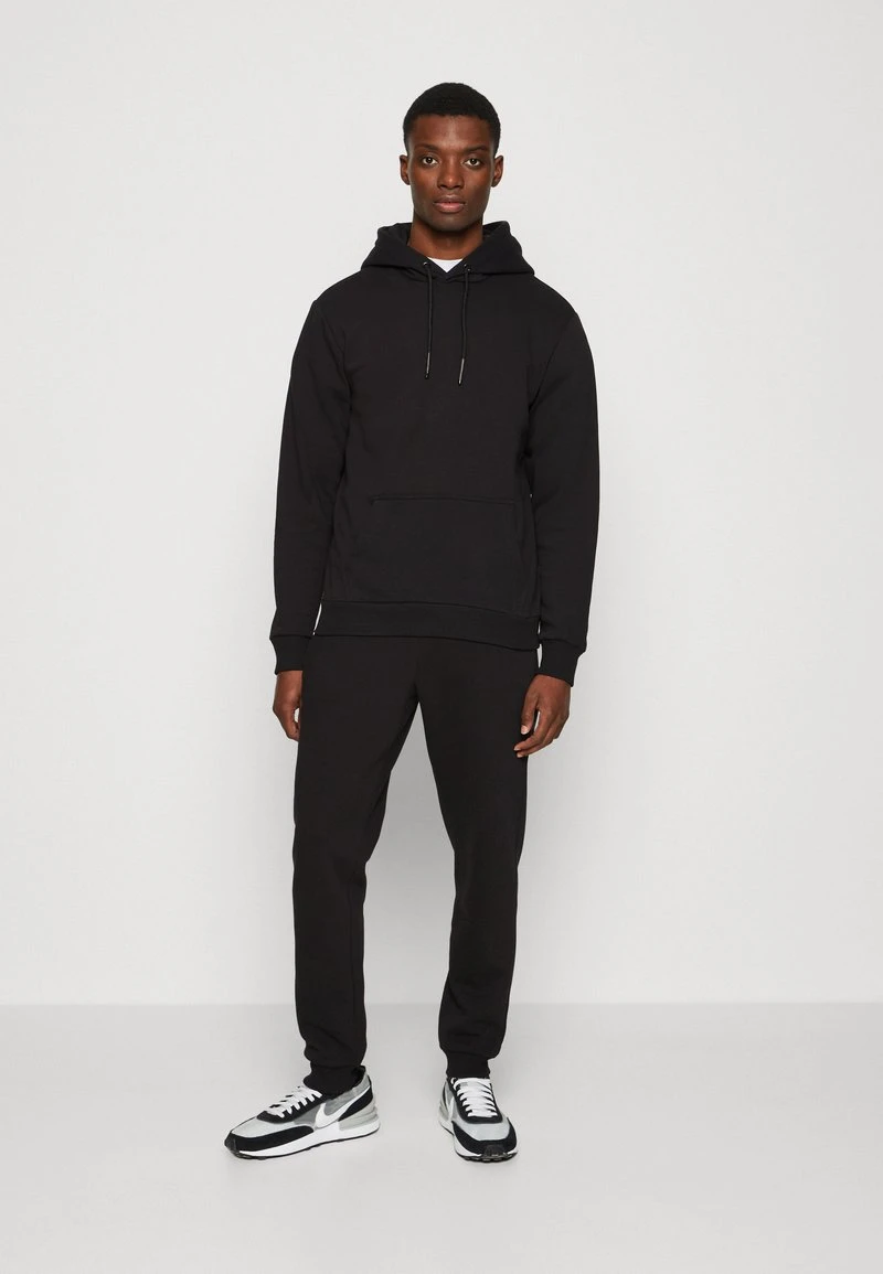 Only & Sons ONSCERES PANT & HOODIE SET UNISEX - Kapuzenpullover - Black 1 Only & Sons ONSCERES PANT & HOODIE SET UNISEX - Kapuzenpullover - Black