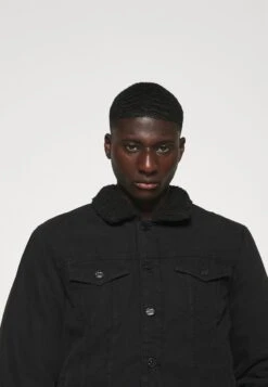 Only & Sons Jeansjacke - Black Denim 10 Only & Sons Jeansjacke - Black Denim -Only and Sons Verkäufe b64d75d961d24d7480f92435a80349c4