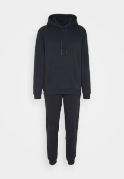 Only & Sons ONSCERES PANT & HOODIE SET UNISEX - Kapuzenpullover - Dark Navy 10 Only & Sons ONSCERES PANT & HOODIE SET UNISEX - Kapuzenpullover - Dark Navy -Only and Sons Verkäufe cd354b94c5f0453fae5705204a808296