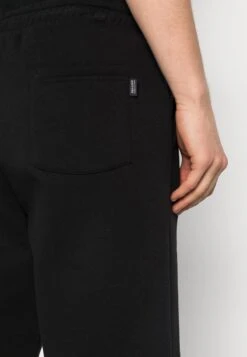 Only & Sons ONSCERES - Shorts - Black -Only and Sons Verkäufe d3e0f910687445c88504ffe5697d0353