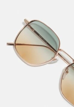 Only & Sons ONSSUNGLASS SONS FANCY UNISEX - Sonnenbrille - Golden Glow/gold-coloured 8 Only & Sons ONSSUNGLASS SONS FANCY UNISEX - Sonnenbrille - Golden Glow/gold-coloured -Only and Sons Verkäufe d8f26ebd62fc4459a3186e67fbc156ee
