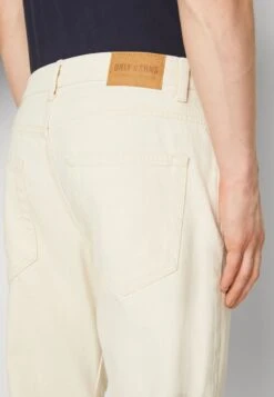 Only & Sons ONSAVI CROP - Jeans Tapered Fit - Ecru -Only and Sons Verkäufe d95f864b3f5a4b298d81ab77540f3761