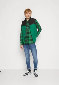 Only & Sons ONSMELVIN LIFE LIGHT - Weste - Black -Only and Sons Verkäufe ec3674e5170b4e79b306151a68263276