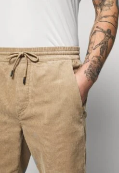 Only & Sons ONSLINUS - Shorts - Chinchilla -Only and Sons Verkäufe fe4c75d6be134dab981892d03a8c0e4e